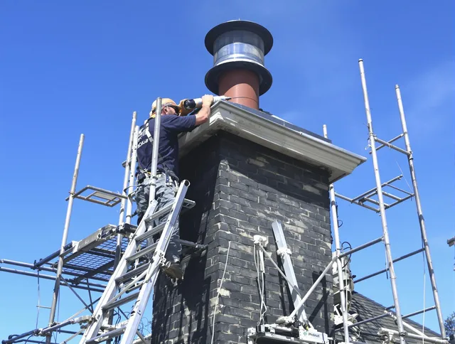 Sturdy chimney crown finished by Windsor Locks Chimney Sweep in Windsor Locks, CT